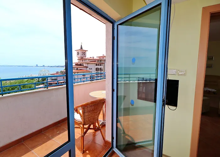 Bora Bora Hotell Slăntjev Brjag