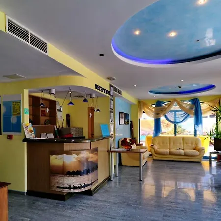 Bora Bora Готель Сонячний Берег