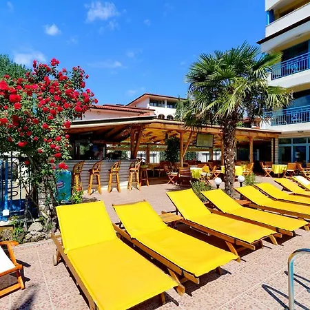 Готель Bora Bora 3*
