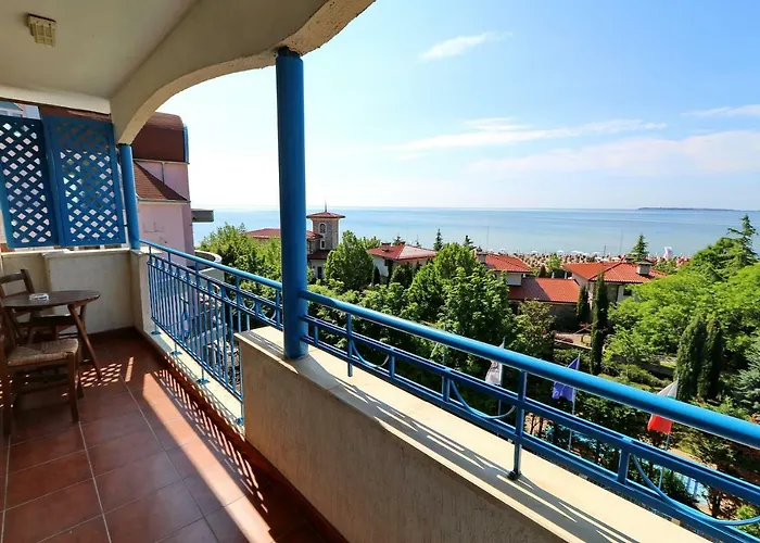 מלון Bora Bora 3*